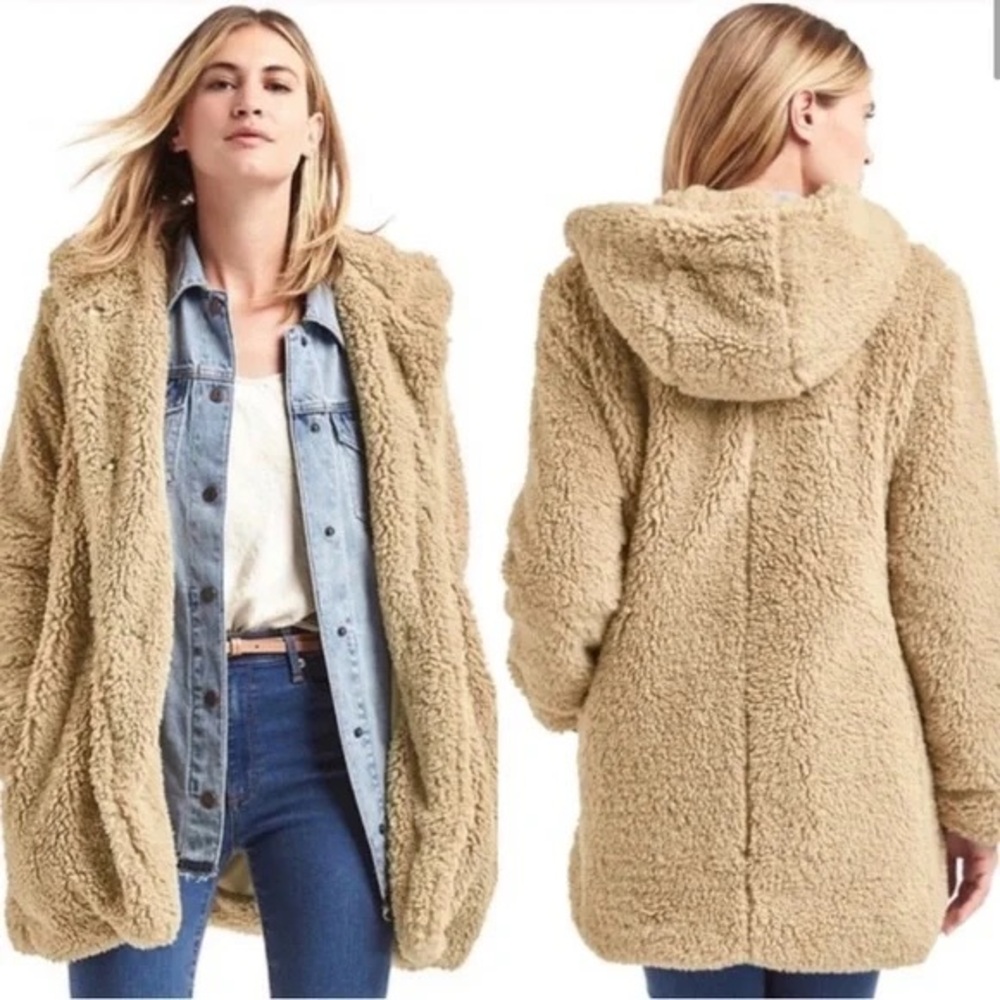 Hooded Gap Teddy Coat (size small)